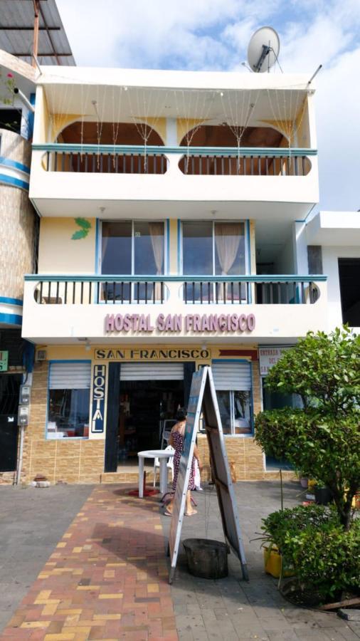 Hostal San Francisco San Cristóbal Eksteriør billede